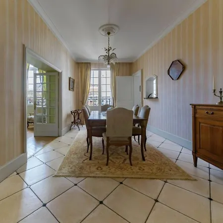 Le Sevigne - Magnifique 3 En Centre *