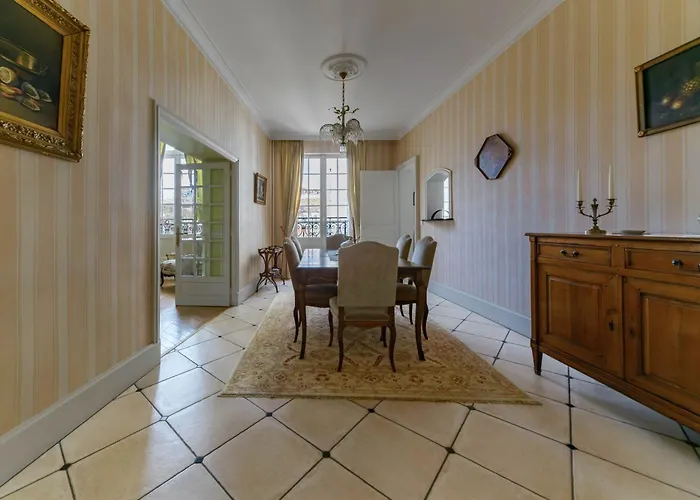 Le Sévigné - Magnifique 3 En Centre * Vichy