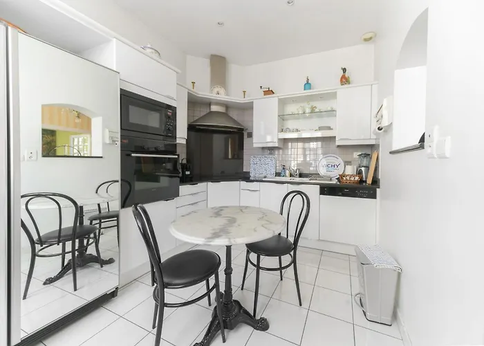 Appartement Le Sévigné - Magnifique 3 En Centre *